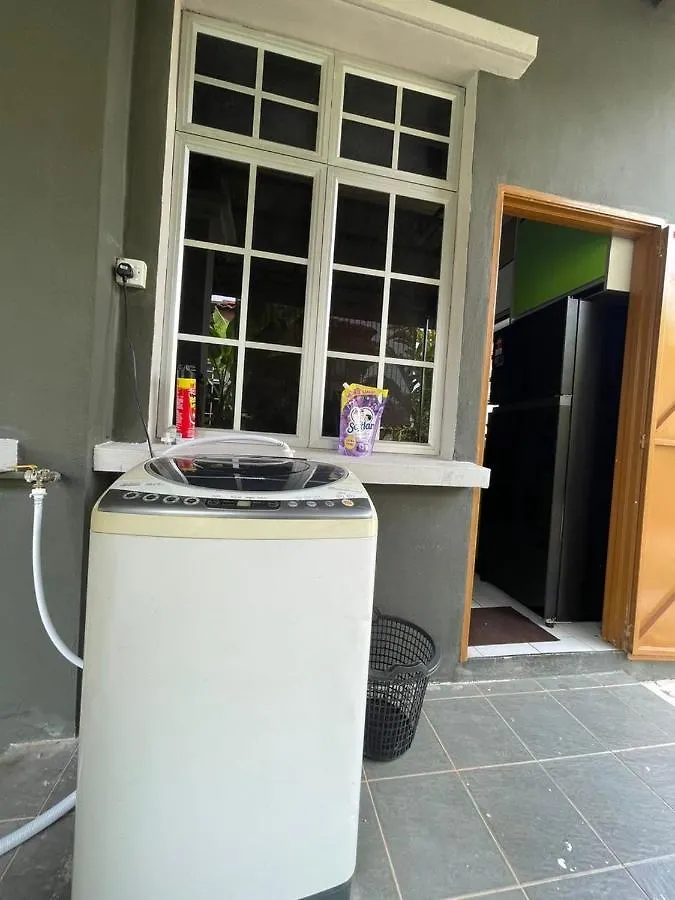 Homestay Mamatwinz, Musslimstay, Parit Buntar Dom wakacyjny